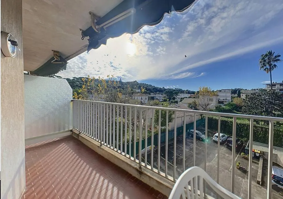 Appartement Plage De La Salis Antibes Apartment