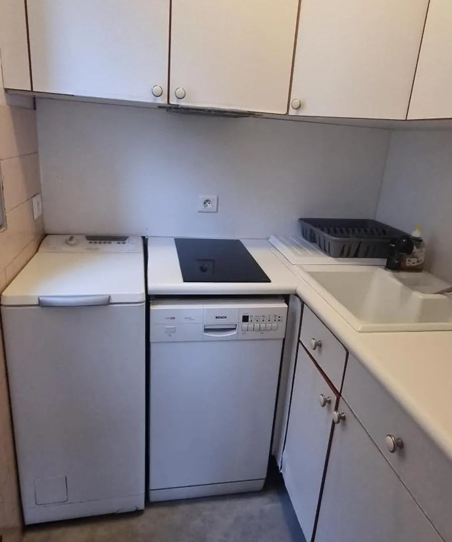 Appartement Plage De La Salis Αντίμπ